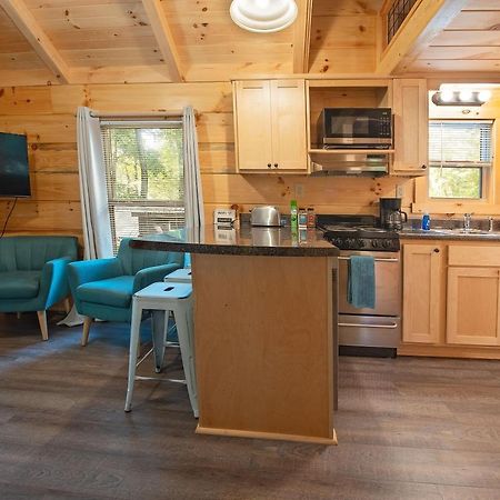 Ernie Cabin Wauhatchie Woodlands Tiny Cabin Чатануга Екстериор снимка