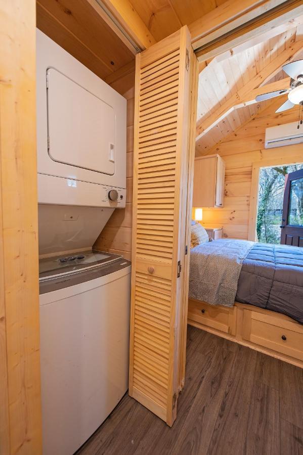Ernie Cabin Wauhatchie Woodlands Tiny Cabin Чатануга Екстериор снимка